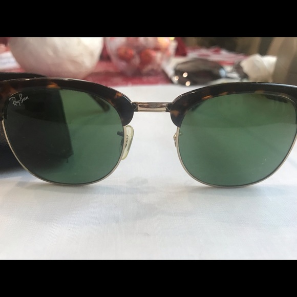 Ray Ban RB3016 W0366 CLUBMASTER Tortoise Sunglass - Picture 2 of 7